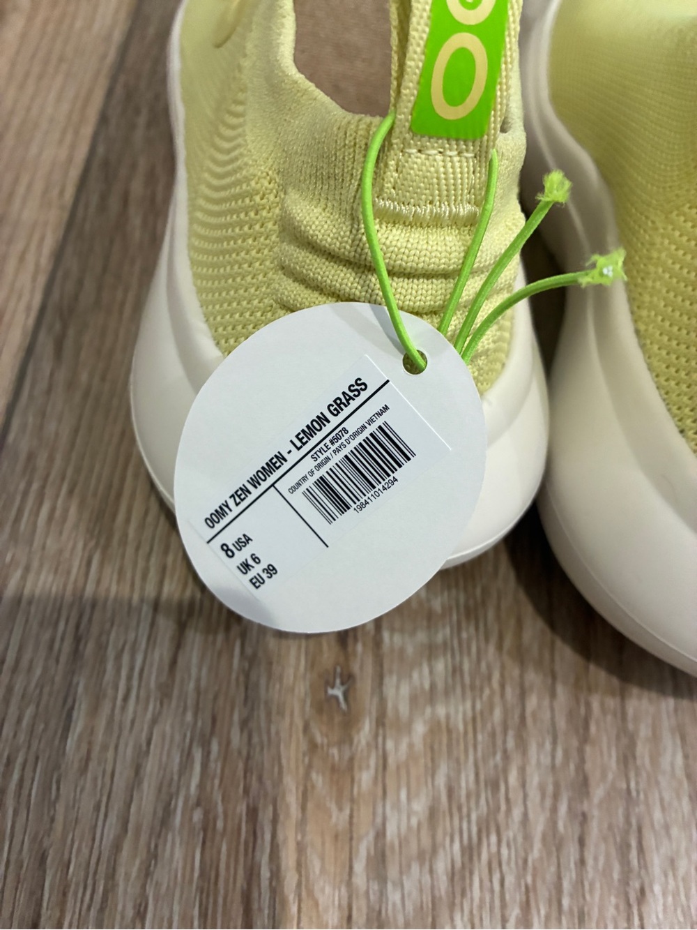 OOFOS Women’s 8- Lemon Grass Yellow - NWT - Picture 5 of 7